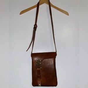 Leather messenger bag